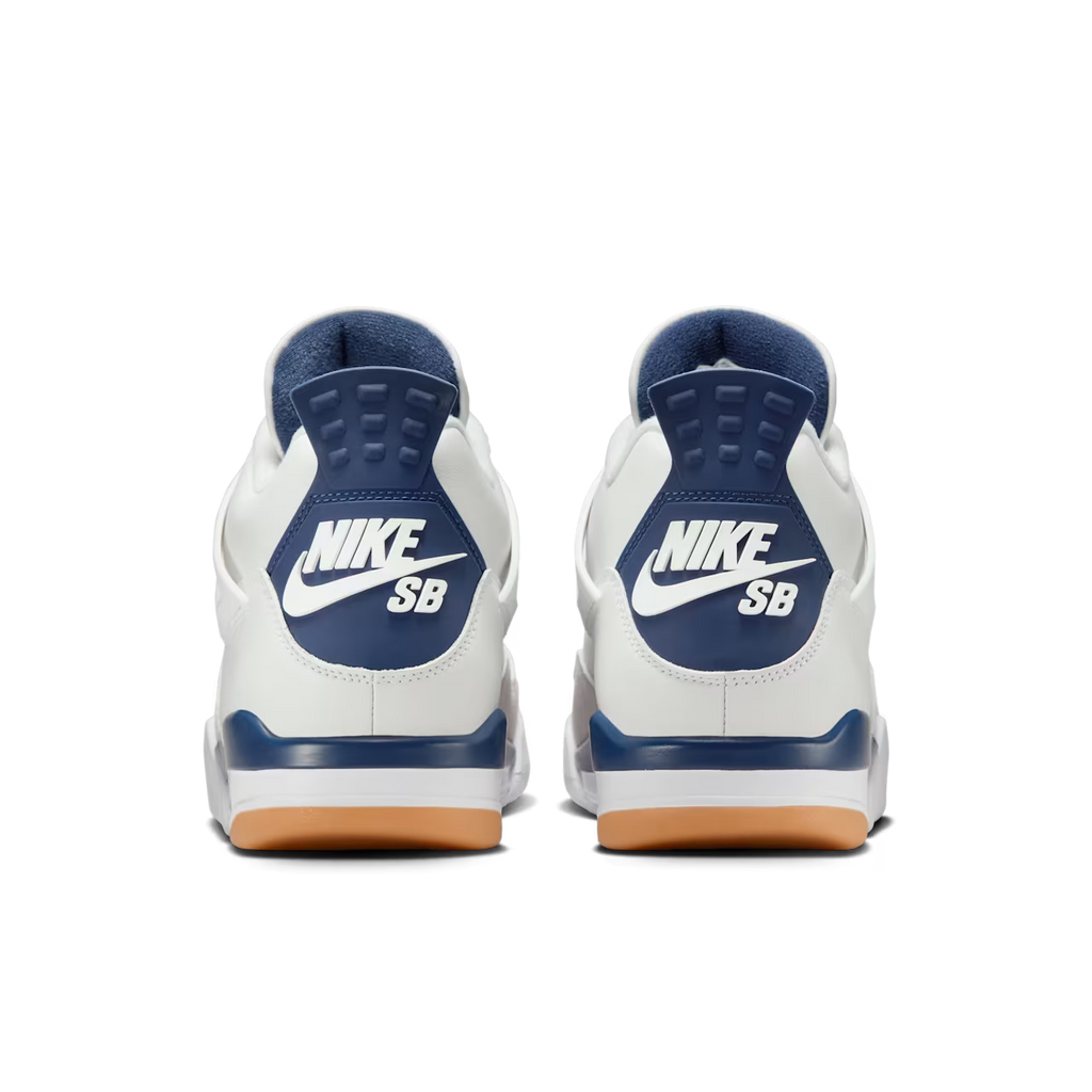 Nike SB x Air Jordan 4 Retro "Navy"